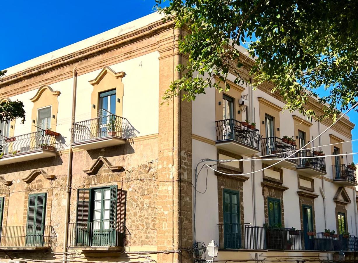 Cortile Umberto I Bed & Breakfast Cefalu Exterior photo